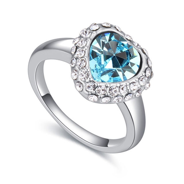 Picture of Austrian Crystal Ring - Heart Stone